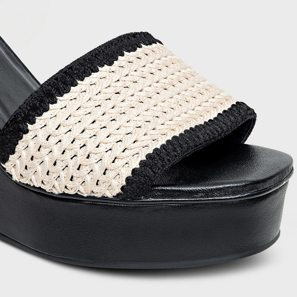 Sandália Anabela Bicolor Crochet e Couro Carrano 154113