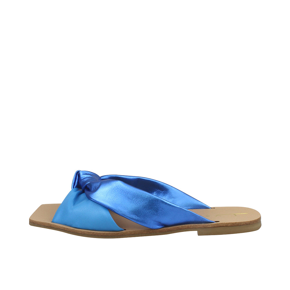 Chinelo Tabita 10252204