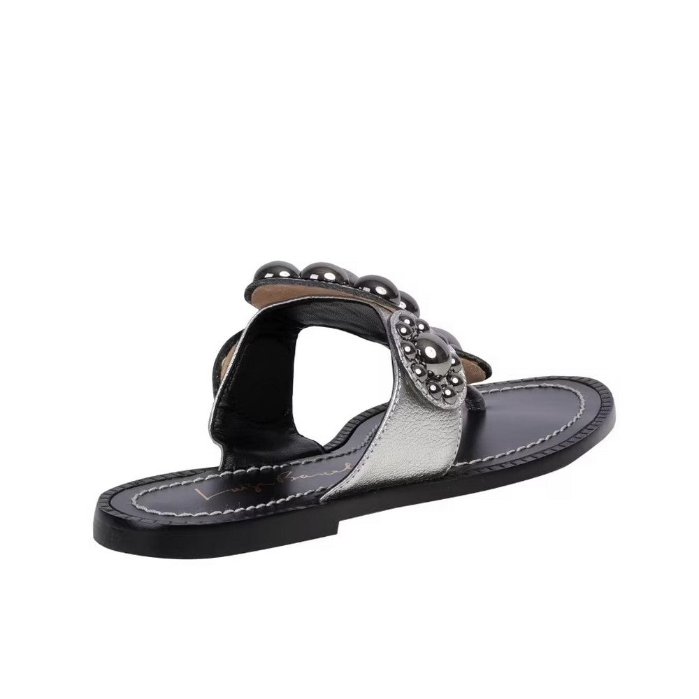 Chinelo Luiza Barcelos 13010040